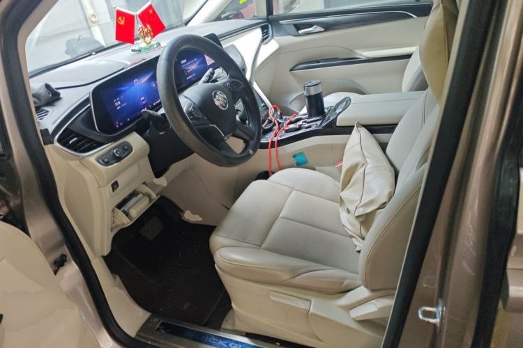 Used Buick GL8 2023 ES Lu Zun Comfort Model Left Front Seat
