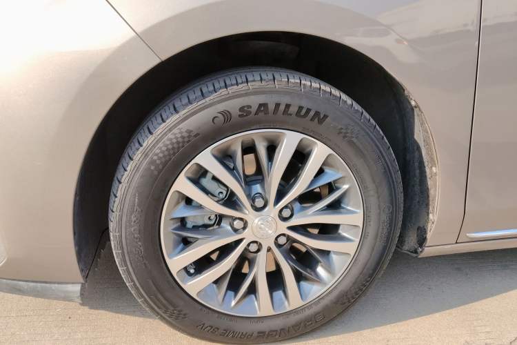 Used Buick GL8 2023 ES Lu Zun Comfort Model Left Front Wheel Hub
