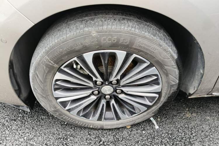 Used Buick GL8 2023 ES Lu Zun Luxury Model Left Front Wheel Hub