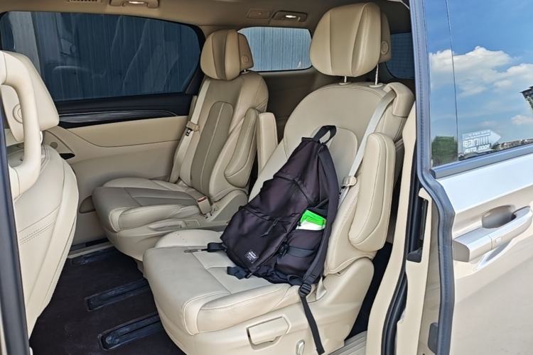 Used Buick GL8 2023 ES Lu Zun Deluxe Model Left Rear Seat