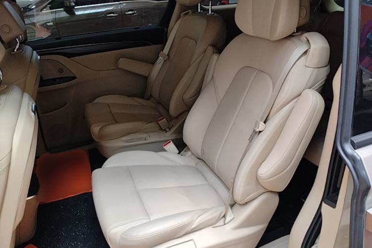 Used Buick GL8 2023 ES Lu Zun Deluxe Model Left Rear Seat