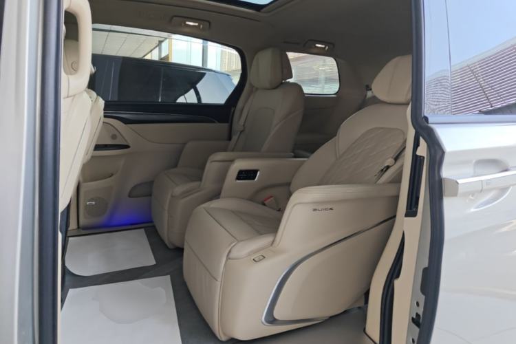 Used Buick GL8 2023 ES Lu Zun Flagship Model Left Rear Seat