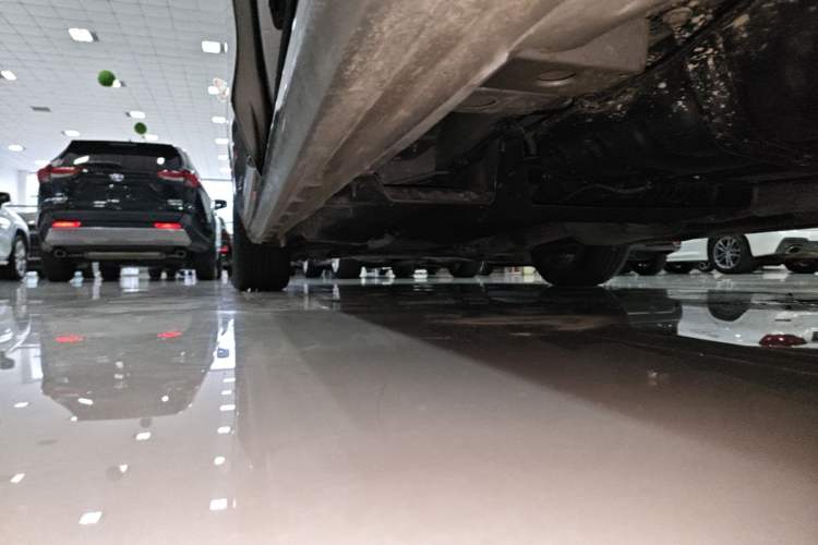 Used Buick GL8 2023 ES Lu Zun Luxury Edition and Yue Version Left Side Sill