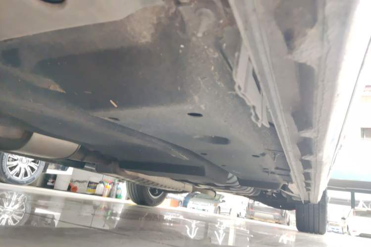 Used Buick GL8 2023 ES Lu Zun Luxury Model Left Side Sill