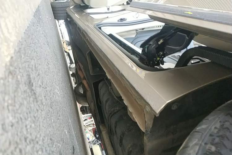 Used Buick GL8 2023 ES Lu Zun Comfort Model Left Side Sill