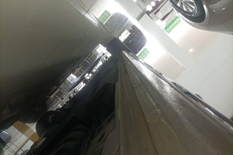 Used Buick GL8 2023 ES Lu Zun Comfort Model Left Side Sill