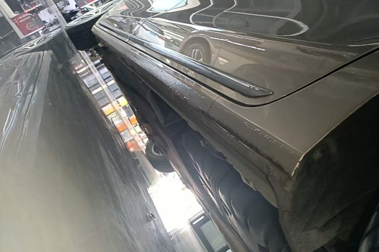 Used Buick GL8 2023 ES Lu Zun Comfort Model Left Side Sill