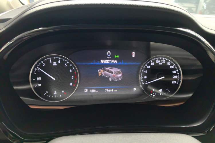 Used Buick GL8 2023 Land Executive Class 652T Luxury Model Odometer Close Up