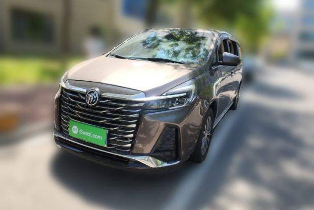 Ojetý Buick GL8 2023 Facelifted Land Cruiser Executive Luxury Version