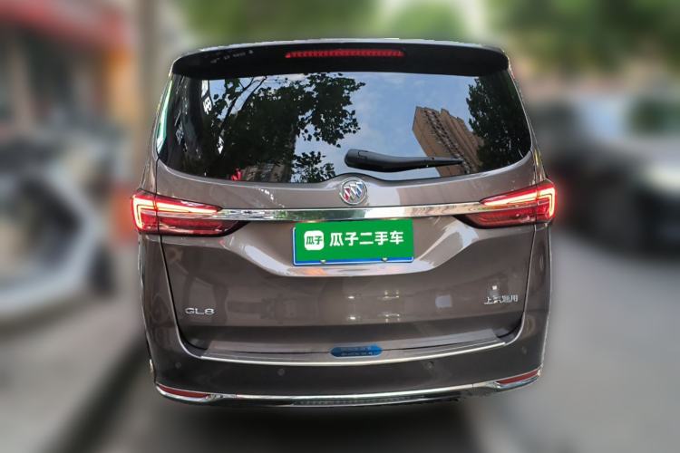 Used Buick GL8 2023 Facelifted Land Cruiser Executive Luxury Version Rear