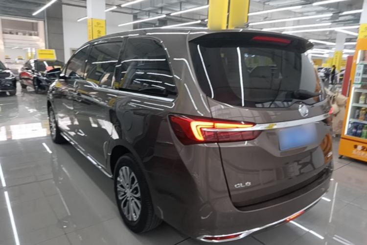 Used Buick GL8 2023 Land Executive Class Smart Enjoyment Model Rear Left 45 Deg