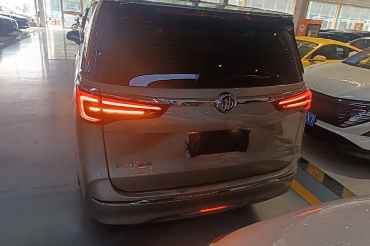 Used Buick GL8 2023 ES Lu Zun Comfort Model Rear