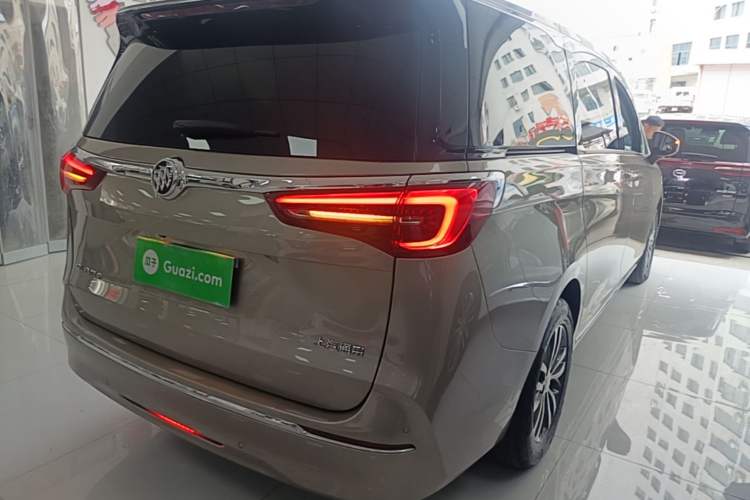 Used Buick GL8 2023 ES Lu Zun Comfort Model Rear Right 45 Deg