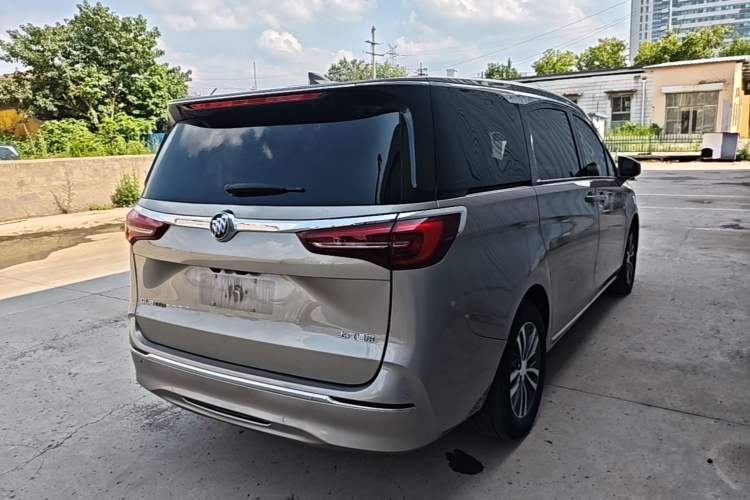 Used Buick GL8 2023 ES Lu Zun Deluxe Model Rear Right 45 Deg