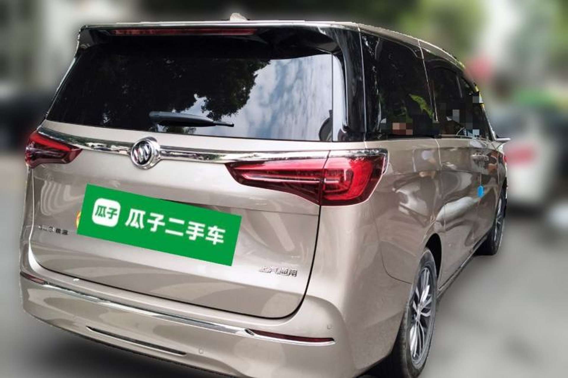 Used Buick GL8 2023 ES Lu Zun Deluxe Model Rear Right 45 Deg