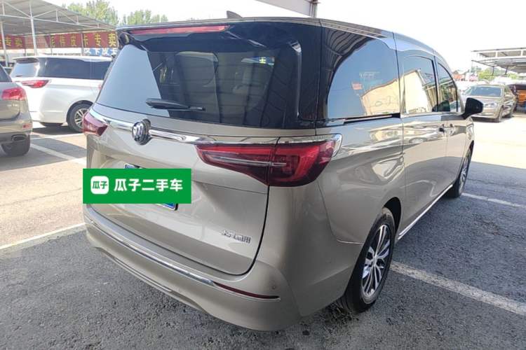 Used Buick GL8 2023 ES Lu Zun Deluxe Model Rear Right 45 Deg