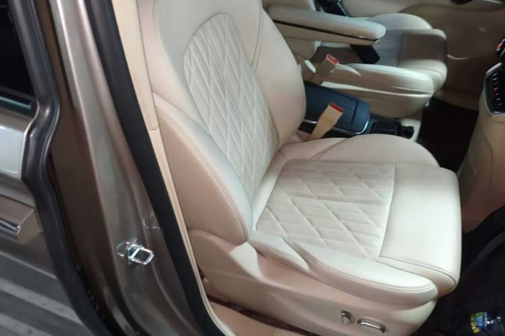 Used Buick GL8 2023 ES Lu Zun Luxury Model Right Front Seat