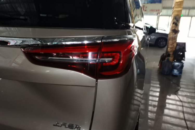 Used Buick GL8 2023 ES Lu Zun Comfort Model Right Rear Taillight