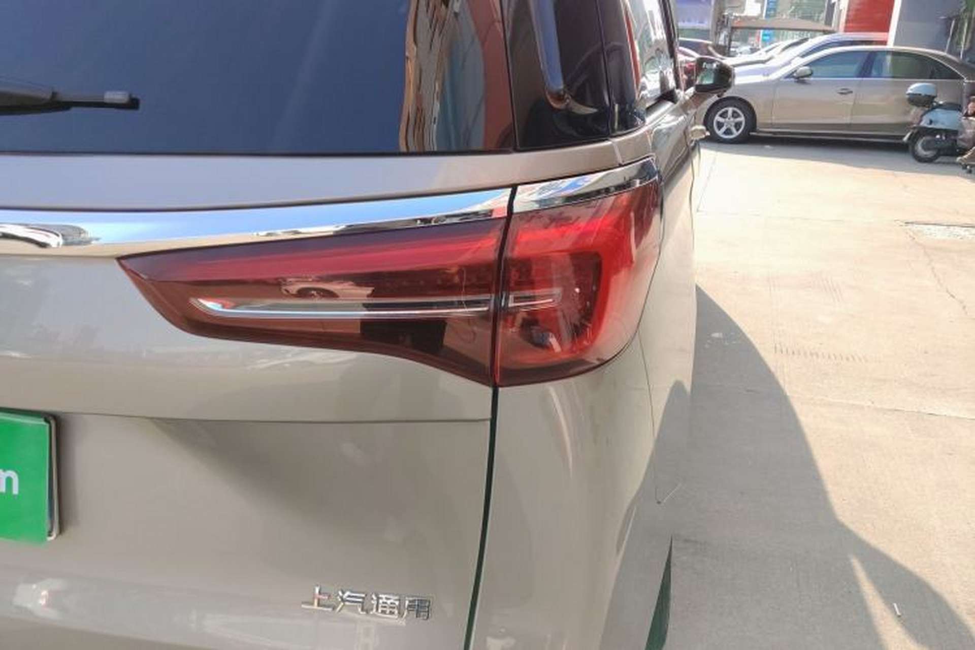 Used Buick GL8 2023 ES Lu Zun Comfort Model Right Rear Taillight