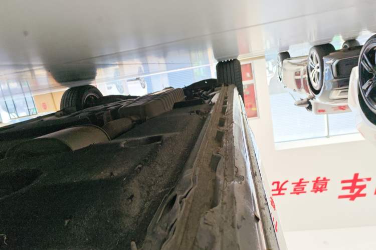 Used Buick GL8 2023 ES Lu Zun Deluxe Model Right Side Sill