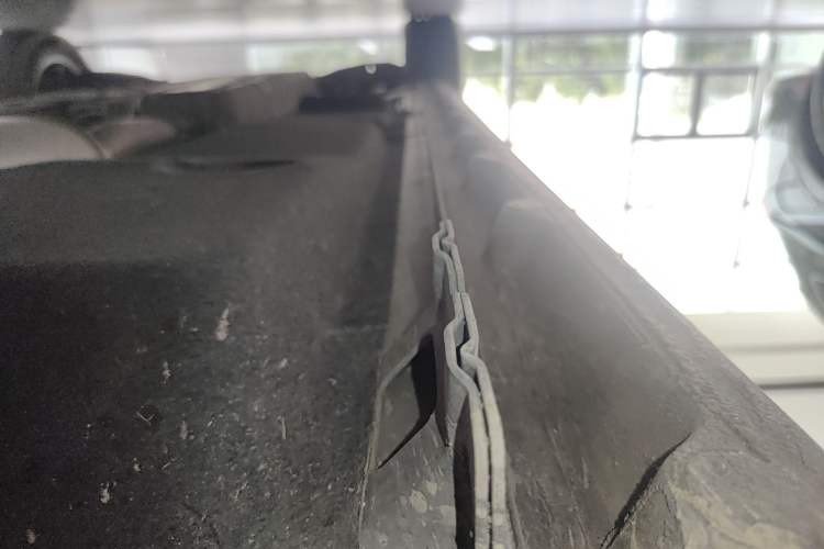 Used Buick GL8 2023 ES Lu Zun Deluxe Model Right Side Sill