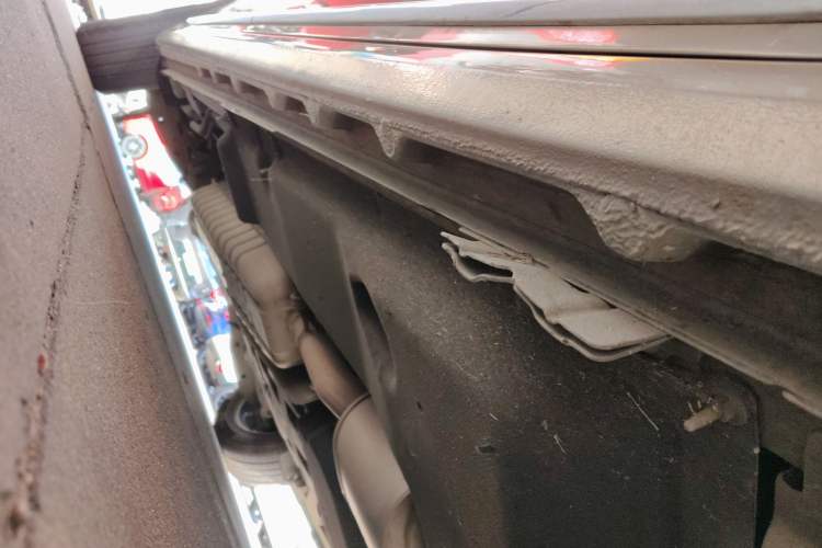 Used Buick GL8 2023 ES Lu Zun Comfort Model Right Side Sill