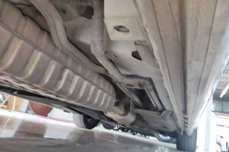 Used Buick GL8 2023 ES Lu Zun Luxury Model Right Side Sill