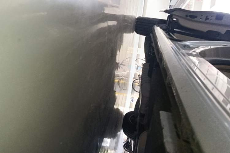 Used Buick GL8 2023 ES Lu Zun Deluxe Model Right Side Sill