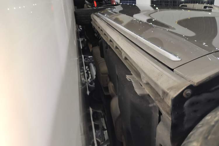 Used Buick GL8 2023 ES Lu Zun Luxury Model Right Side Sill