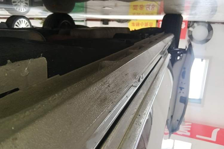 Used Buick GL8 2023 ES Lu Zun Comfort Model Right Side Sill