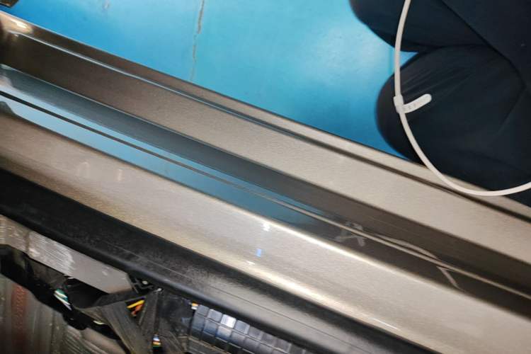Used Buick GL8 2023 ES Lu Zun Comfort Model Right Side Sill