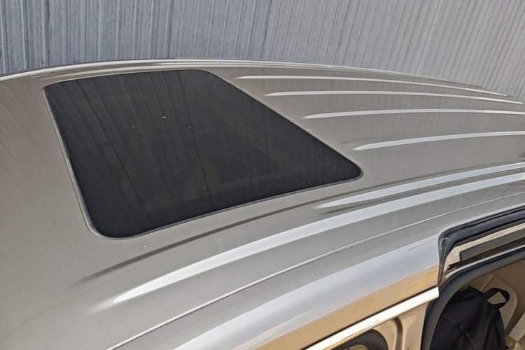 Used Buick GL8 2023 ES Lu Zun Deluxe Model Roof
