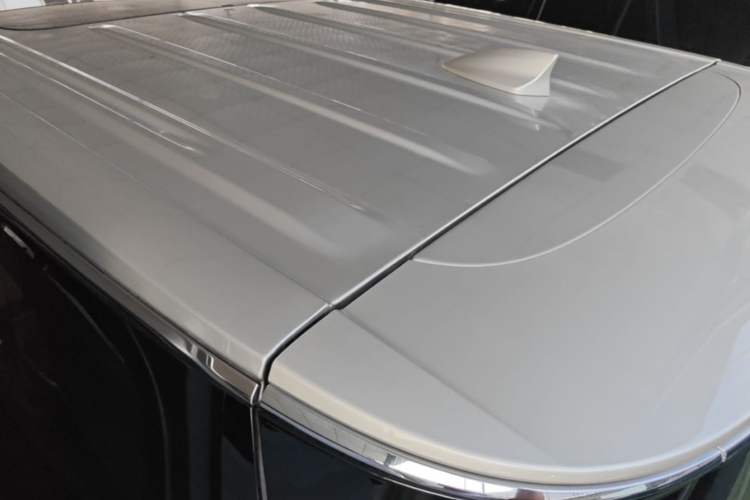 Used Buick GL8 2023 ES Lu Zun Flagship Model Roof