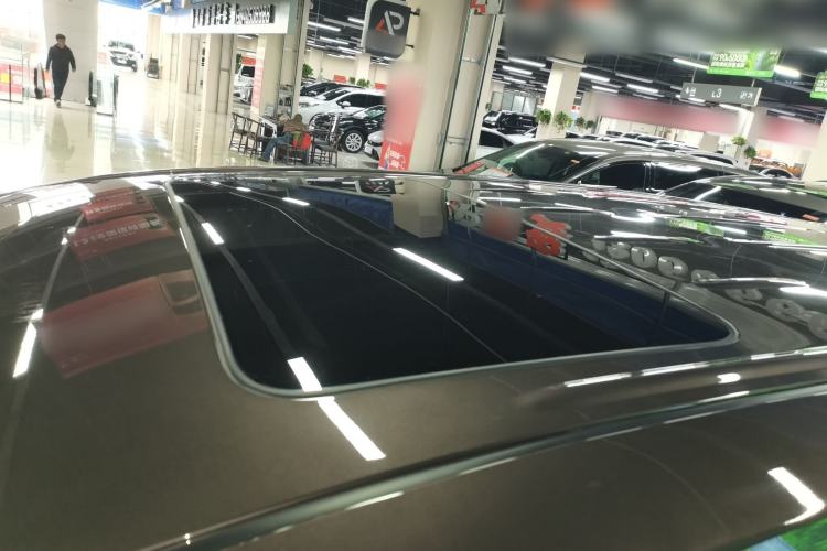 Used Buick GL8 2023 Land Executive Class 652T Luxury Model Roof