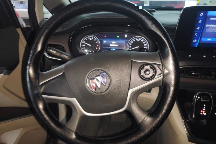 Used Buick GL8 2023 Land Executive Class Comfort Model Steering Wheel