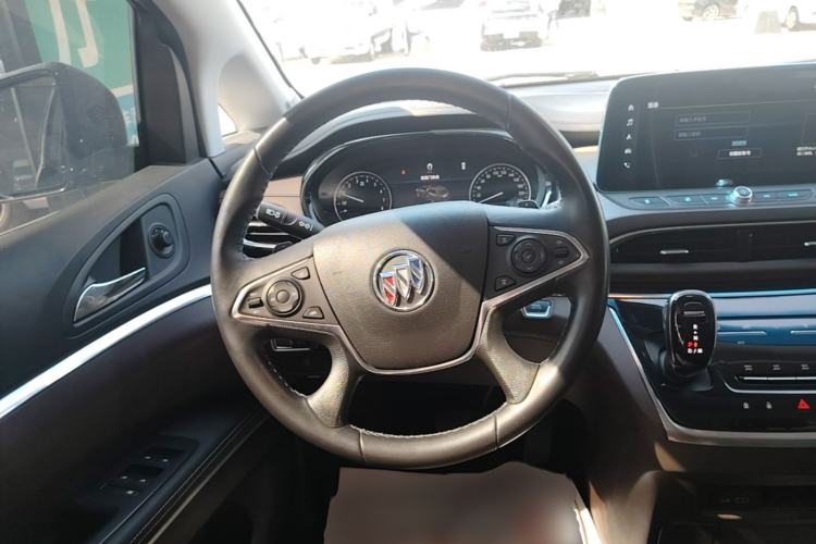 Used Buick GL8 2023 Land Executive Class 652T Luxury Model Steering Wheel