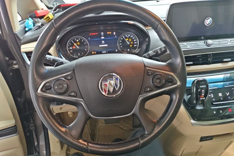 Used Buick GL8 2023 Land Executive Class 652T Luxury Model Steering Wheel