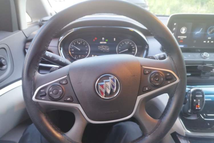 Used Buick GL8 2023 Land Executive Class Smart Enjoyment Model Steering Wheel
