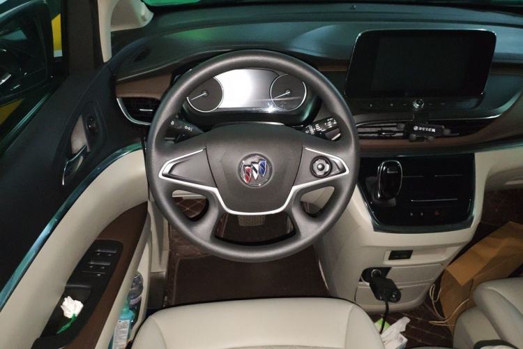 Used Buick GL8 2023 Land Executive Class Comfort Model Steering Wheel
