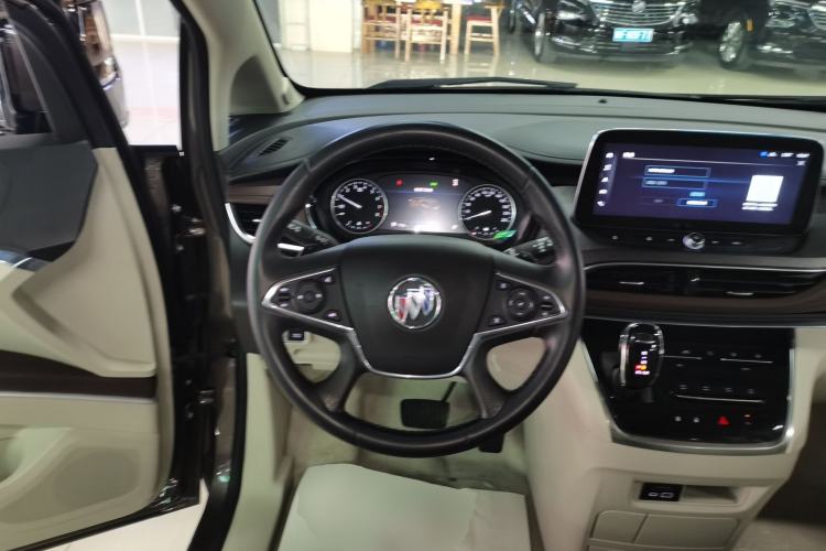 Used Buick GL8 2023 Land Executive Class 652T Luxury Model Steering Wheel