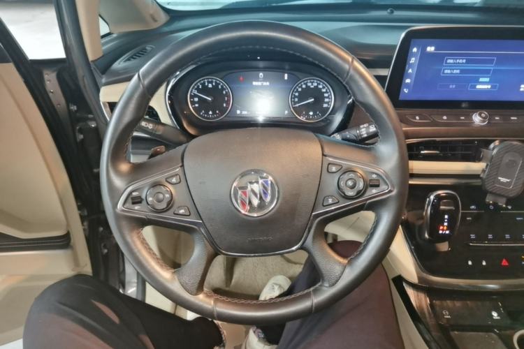 Used Buick GL8 2023 Facelifted Land Cruiser Executive Luxury Version Steering Wheel