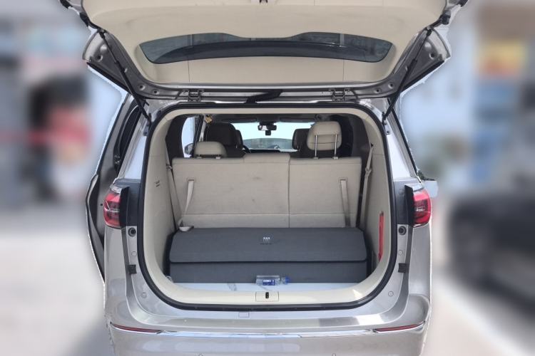 Used Buick GL8 2023 ES Lu Zun Deluxe Model Trunk