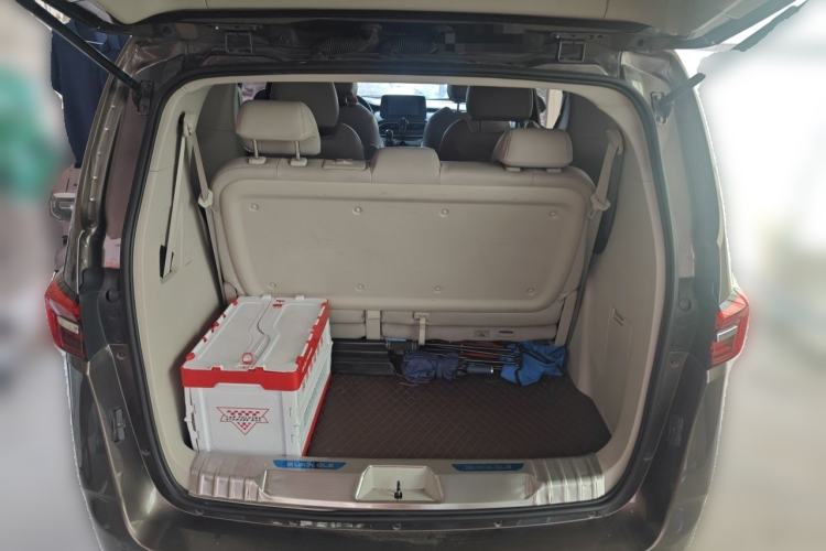 Used Buick GL8 2023 Land Executive Class Comfort Model Trunk