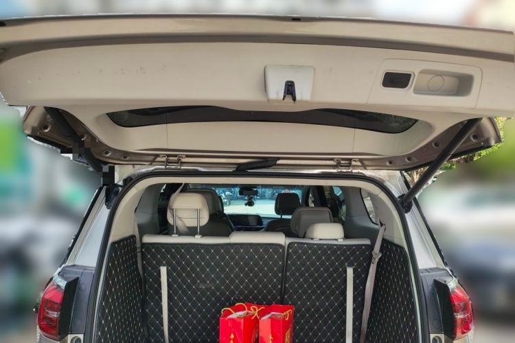 Used Buick GL8 2023 ES Lu Zun Deluxe and Yue Edition Trunk