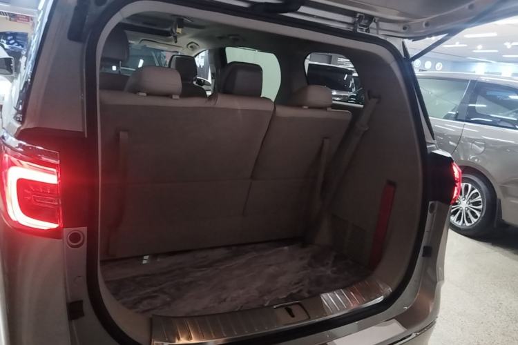 Used Buick GL8 2023 ES Lu Zun Comfort Model Trunk