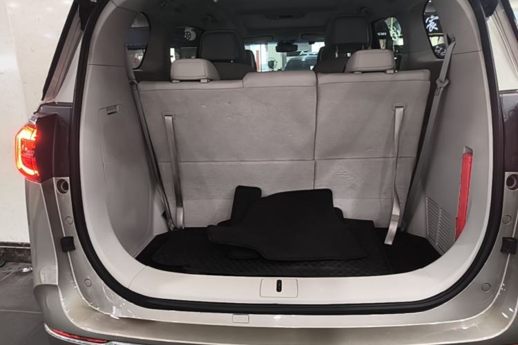 Used Buick GL8 2023 ES Lu Zun Deluxe and Yue Edition Trunk
