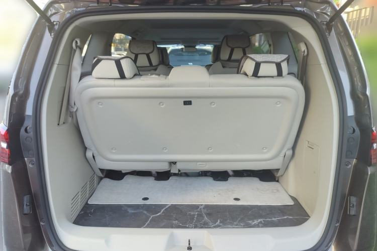 Used Buick GL8 2023 Land Executive Class Smart Enjoyment Model Trunk
