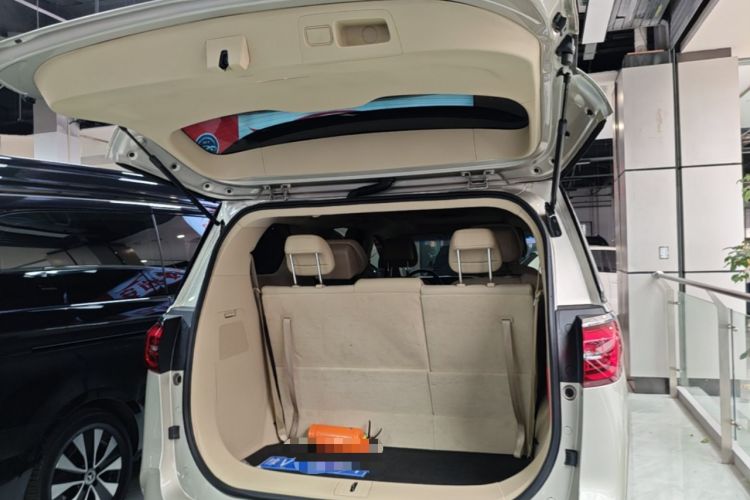 Used Buick GL8 2023 ES Lu Zun Deluxe Model Trunk