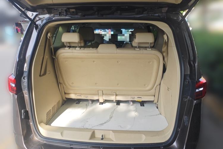 Used Buick GL8 2023 Land Executive Class 652T Luxury Model Trunk