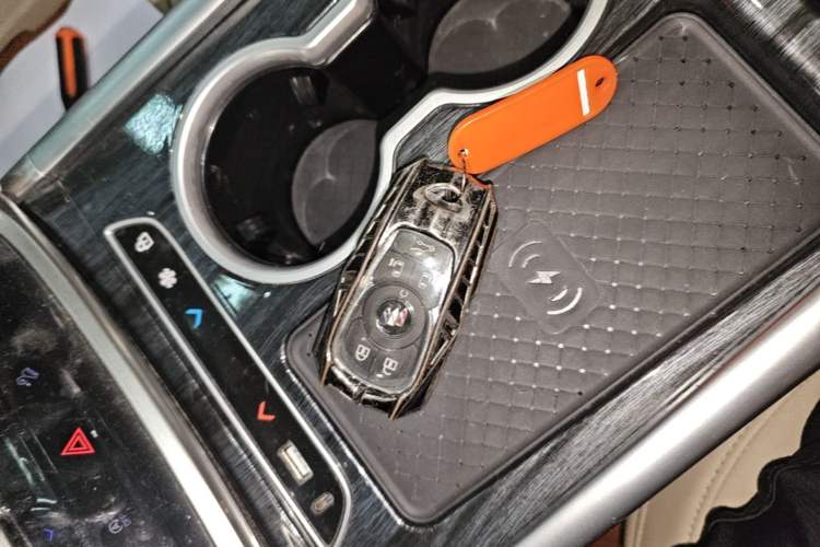 Used Buick GL8 2023 ES Lu Zun Luxury Edition and Yue Version Vehicle Key